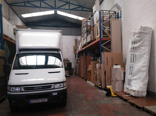 Kartra -Transporte de muebles y Logística